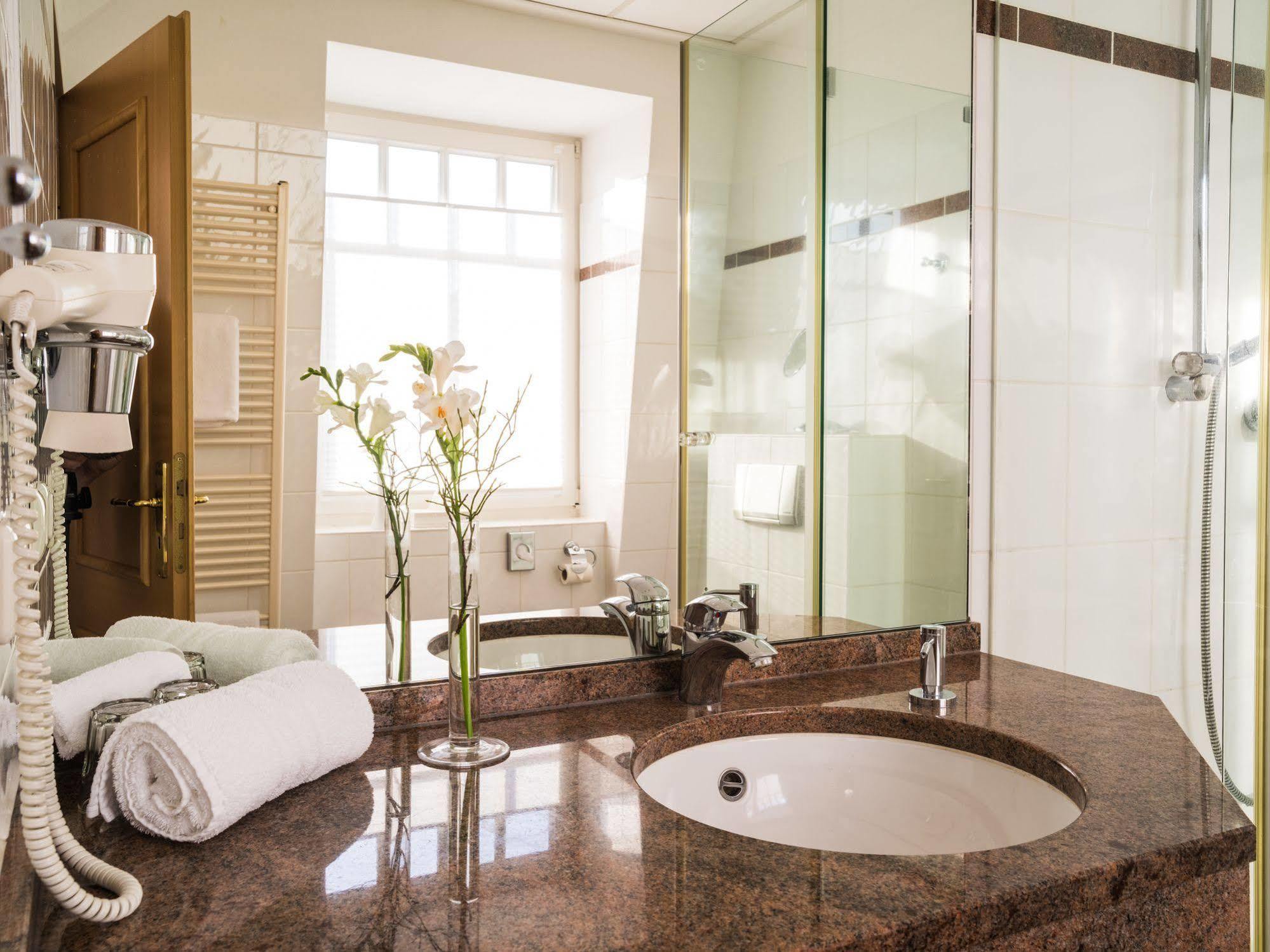 Hotel Jungclaus Wentorf bei Hamburg Ngoại thất bức ảnh
